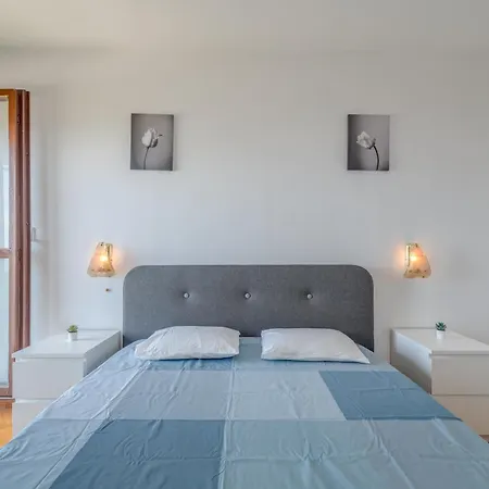 Seaview Sanctuary Apartment
